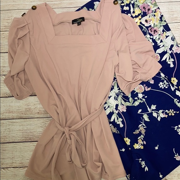 Adorable Outfit size 1X blouse and Pants - Picture 9 of 12